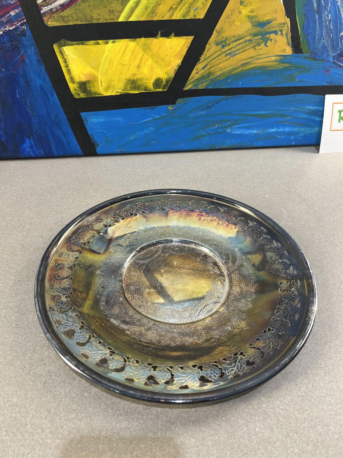 Vintage Round Plate SP Copper Made in Canada