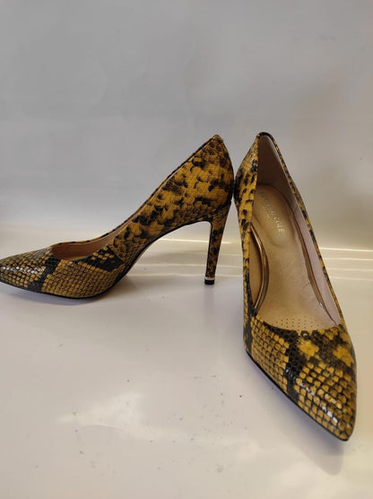 Kenneth Cole Women's Size 8.5 M Riley Yellow Black Faux Snakeskin Snake Heels