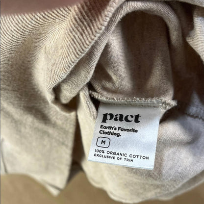 Pact Women’s Gray Short Sleeve Sweatshirt (Size M)