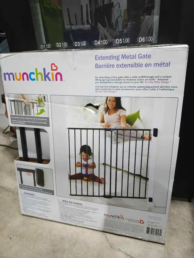 Munchkin Extending Metal Gate