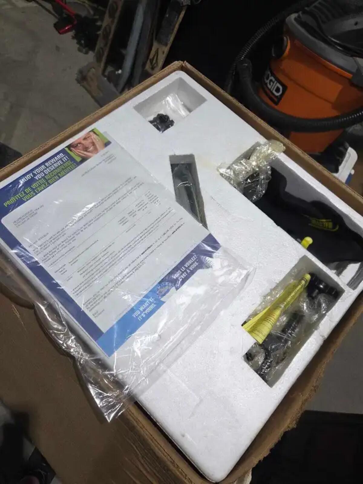Brand New! TradeMaster 10" Compound Mitre Saw
