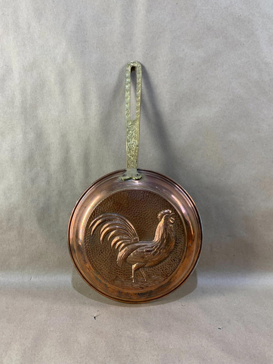 Vintage Copper Pan Mold Folk Rooster Brass Handle Great Patina