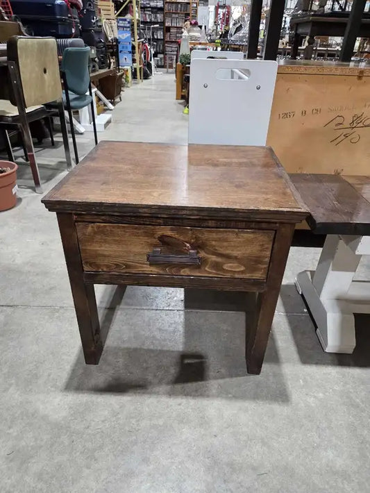 Natrual Wooden Side Table/Nightstand