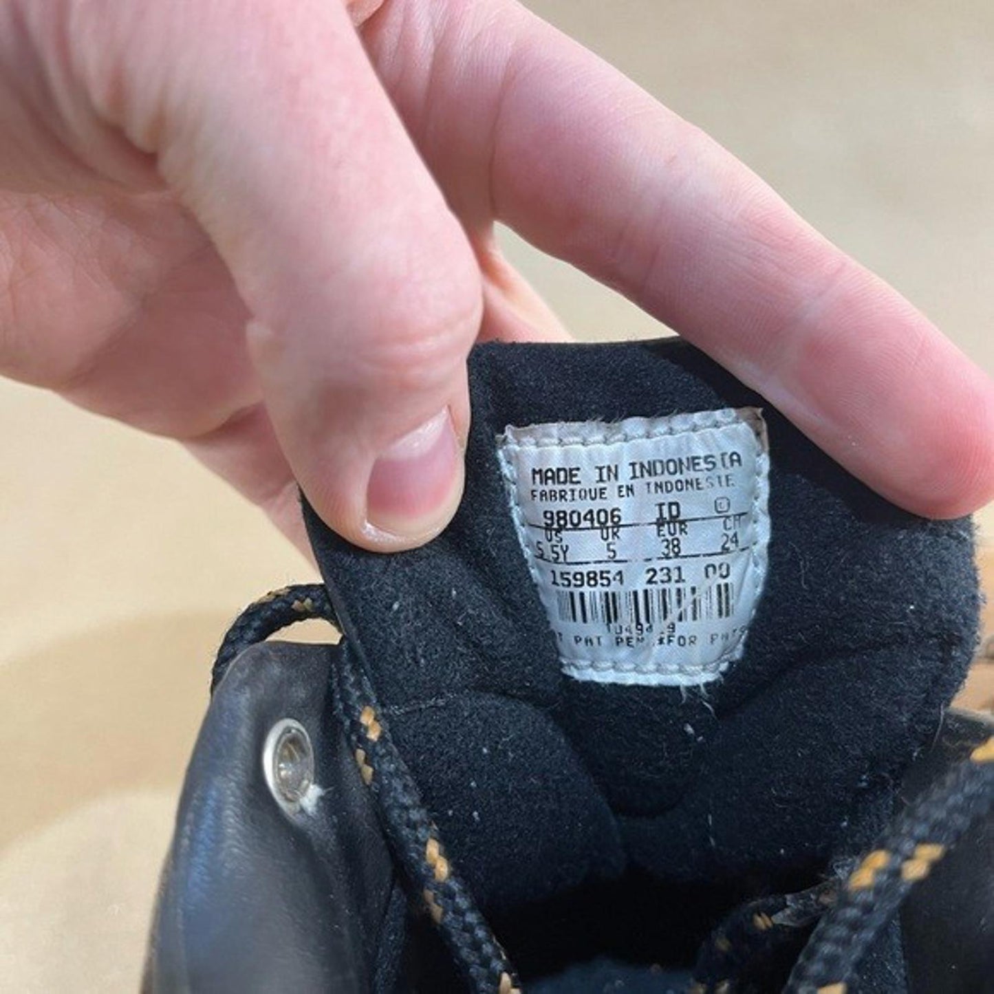 Vintage Nike ACG Gimli Shoes (Size 5.5Y)