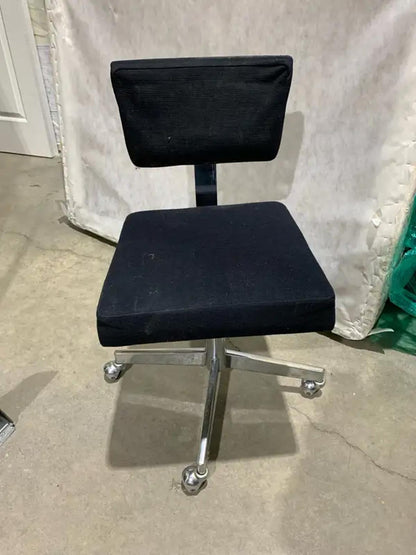 Retro Black Ball Wheeled Office Chair