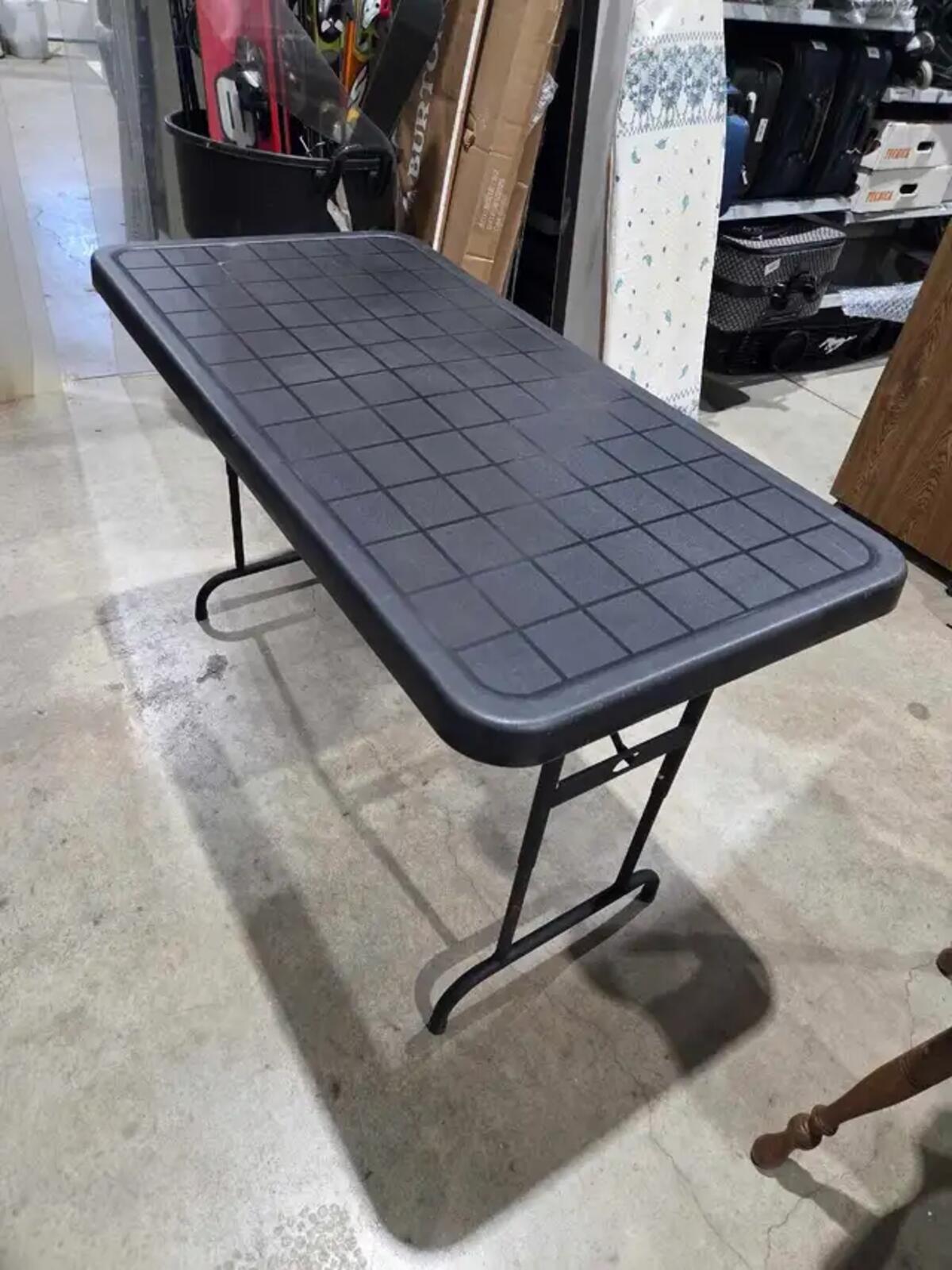 Black 4ft Folding Table