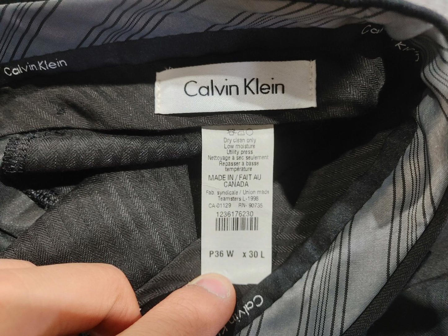 Excellent Condition Calvin Klein Men's Dress Pants Black 100% Wool Size 36x30