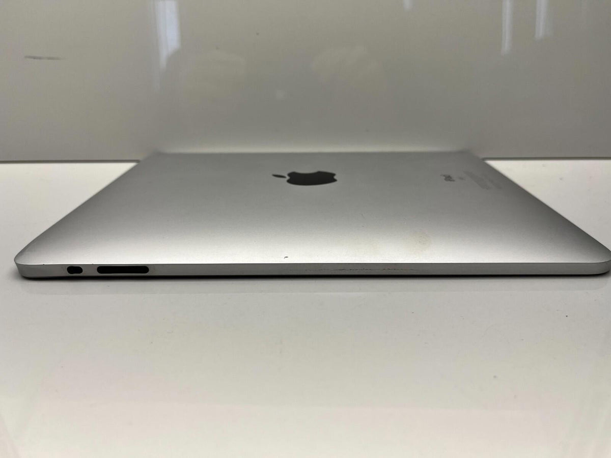 iPad 1st Generation Black 32GB A1219 NOT WORKING