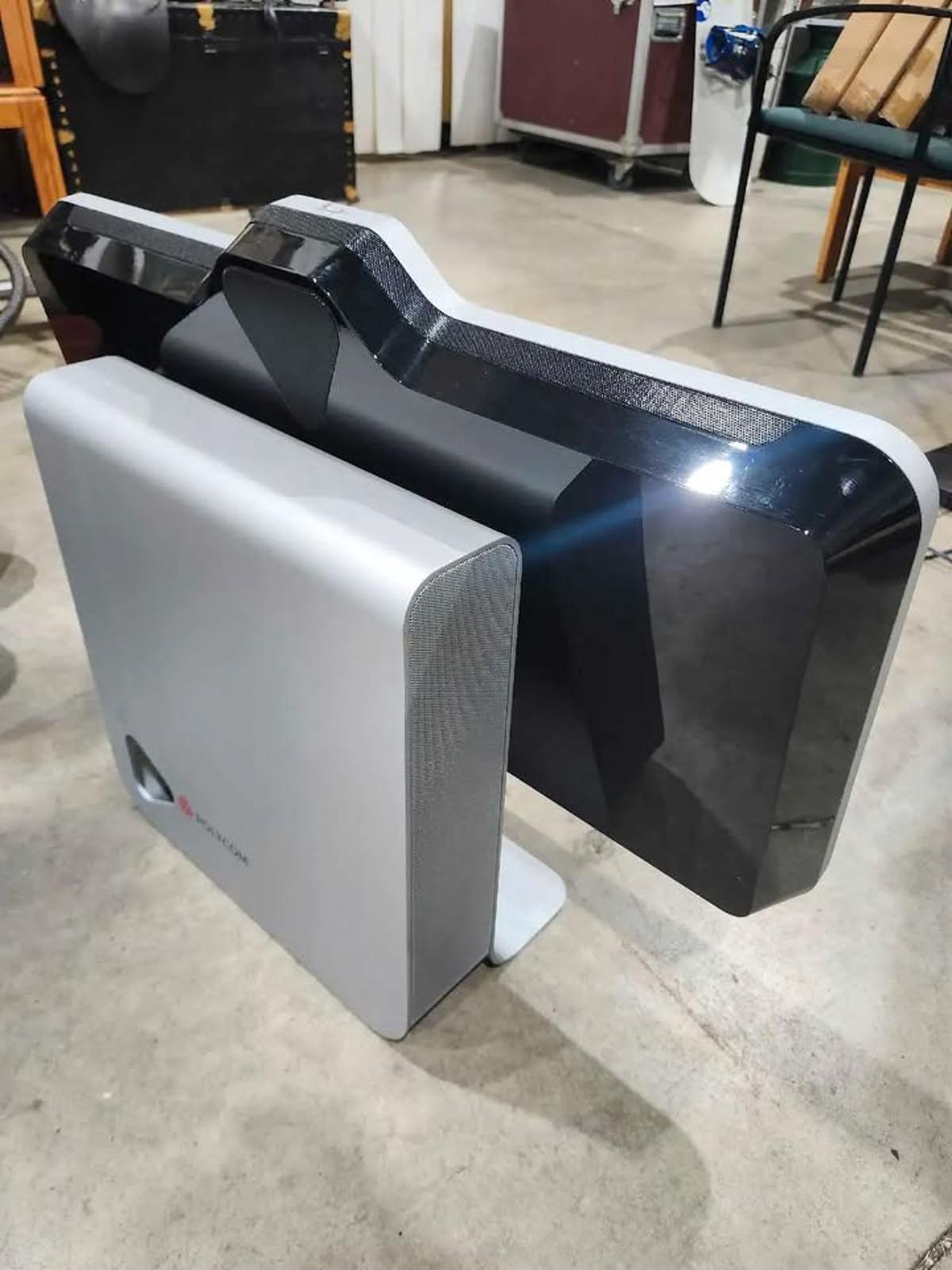Brand new! Polycom HDX 4500 All-In-One Video Conference System