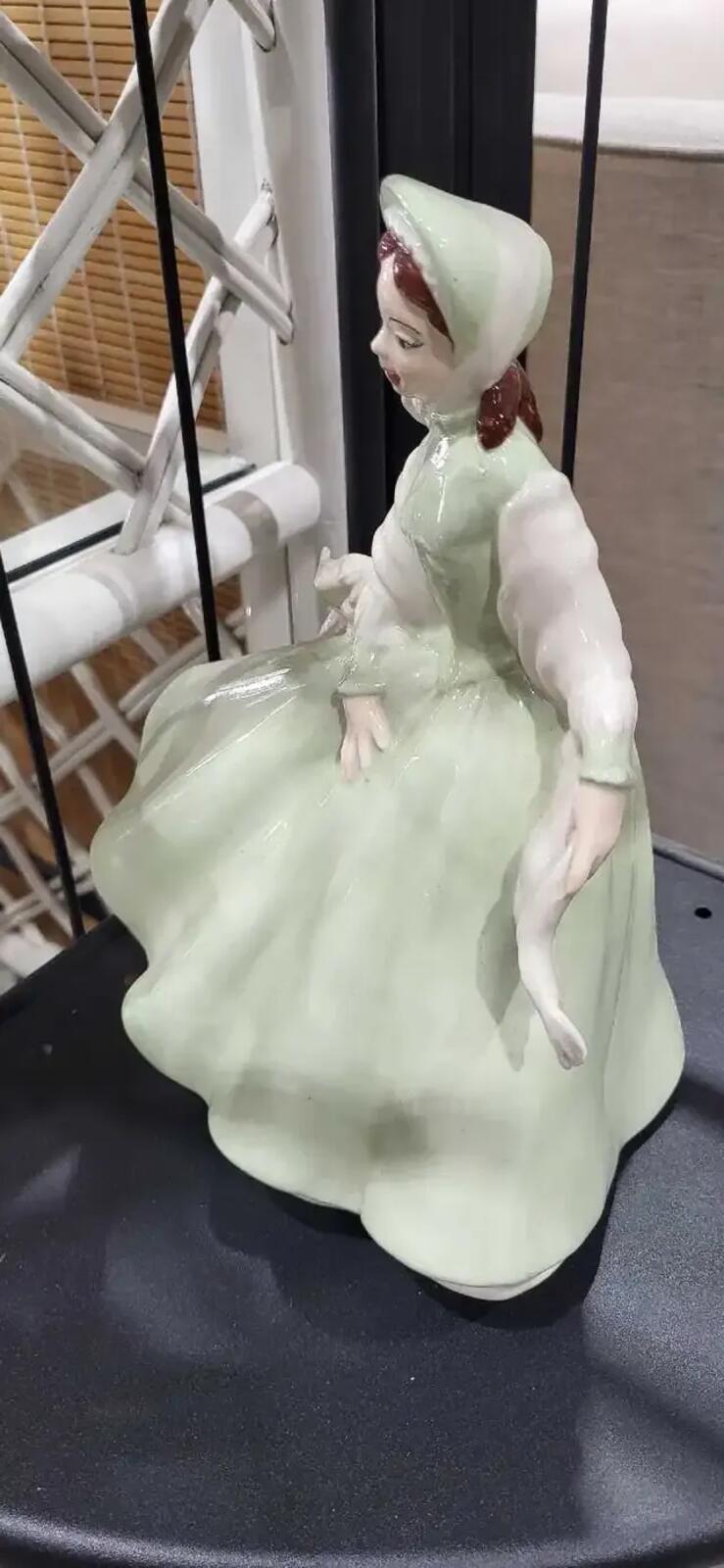 Vintage Porcelain Figurine Southern Belle - Atlantic Mold