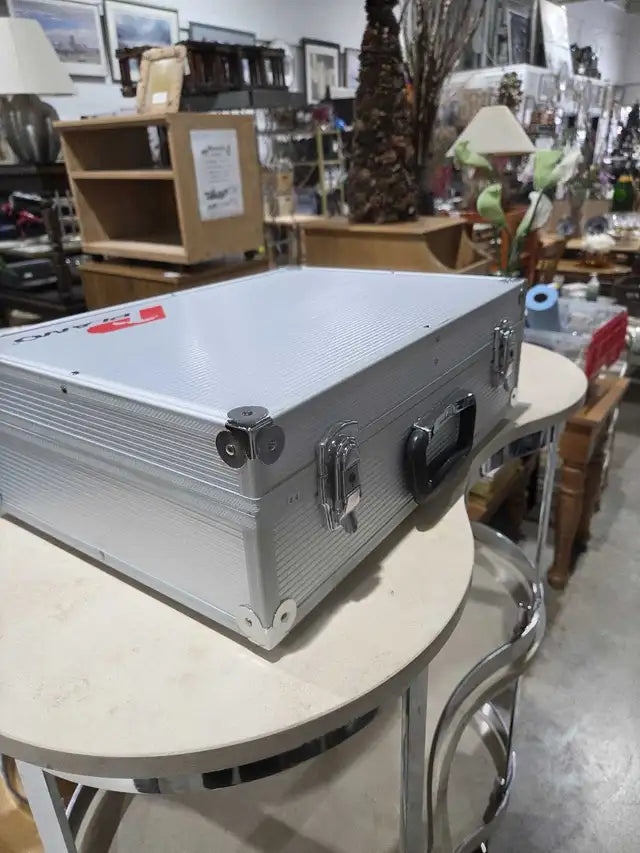 Plano Aluminum Case