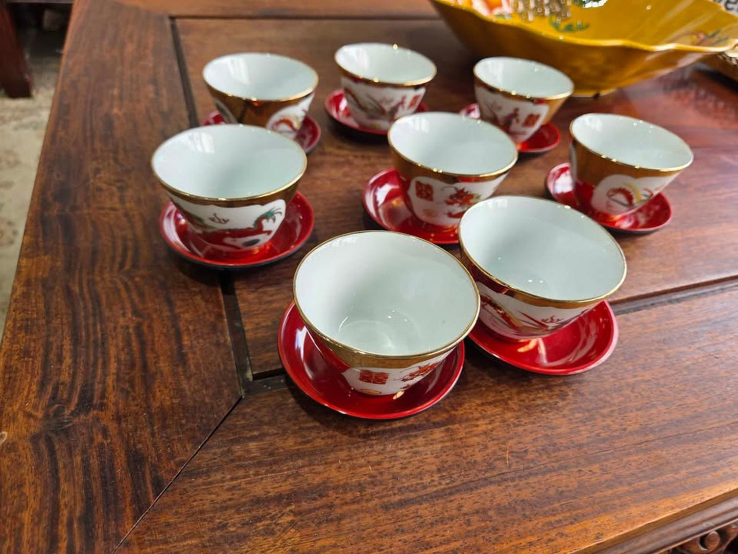 Set of 8 Asian Dragon Design Tea Cups w/ Red Saucers