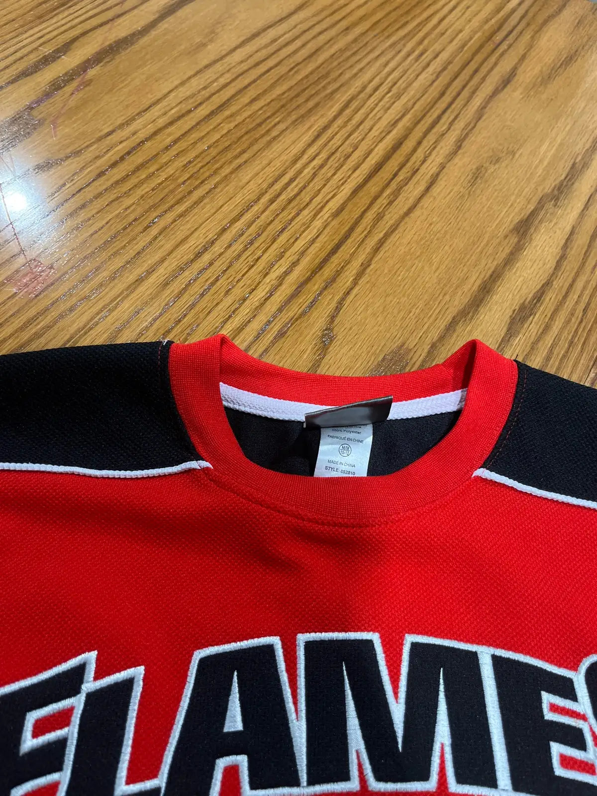 Calgary Flames Hockey sweatshirt Youth Size M