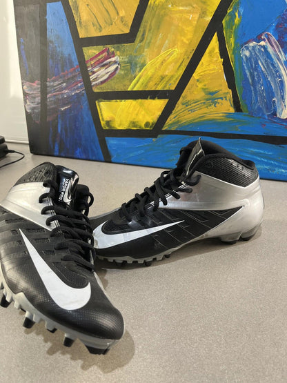 Nike Vapor Pro Mid Football Cleats (Men’s US 8)