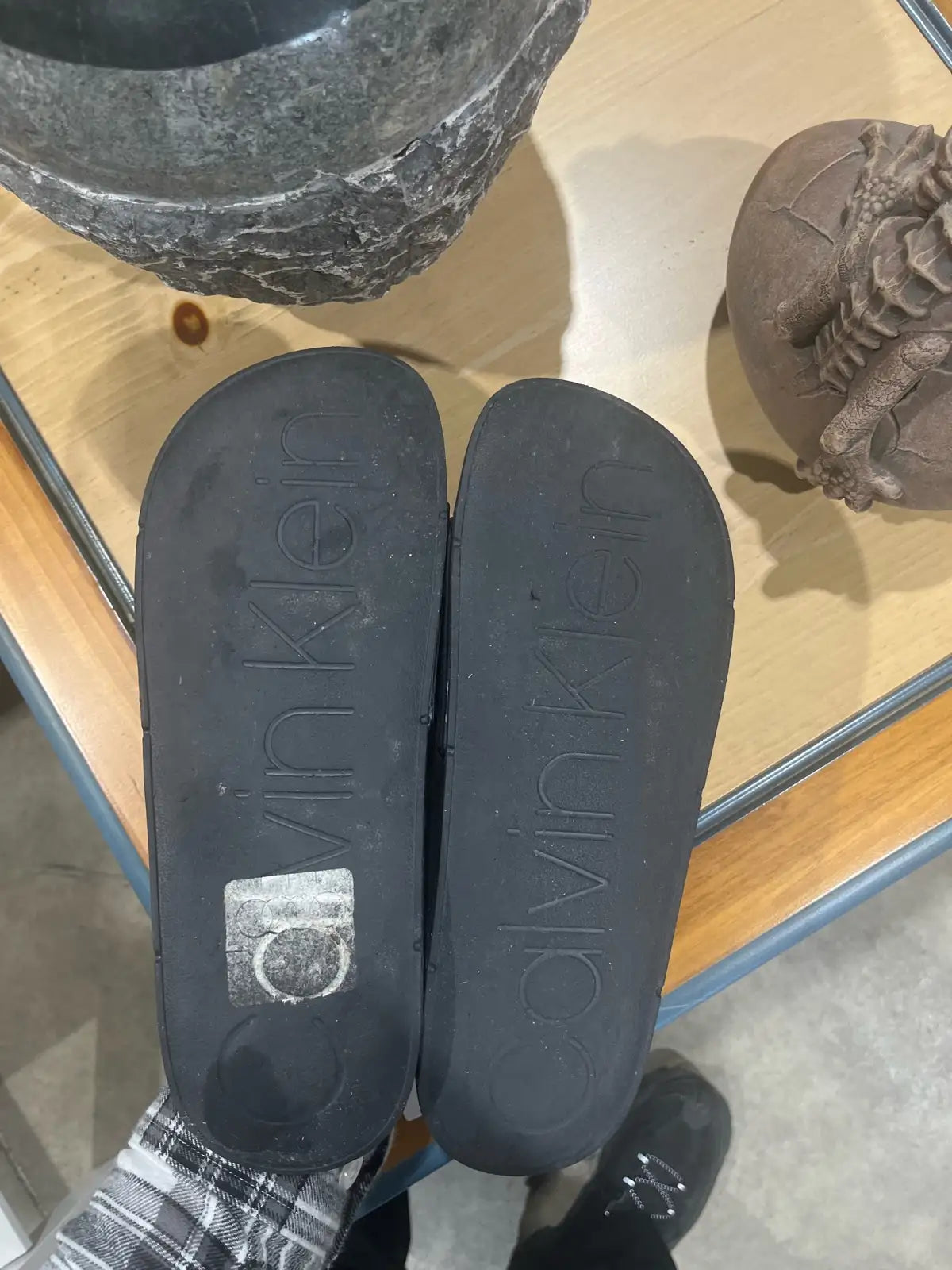 Calvin Klein slides women’s US9