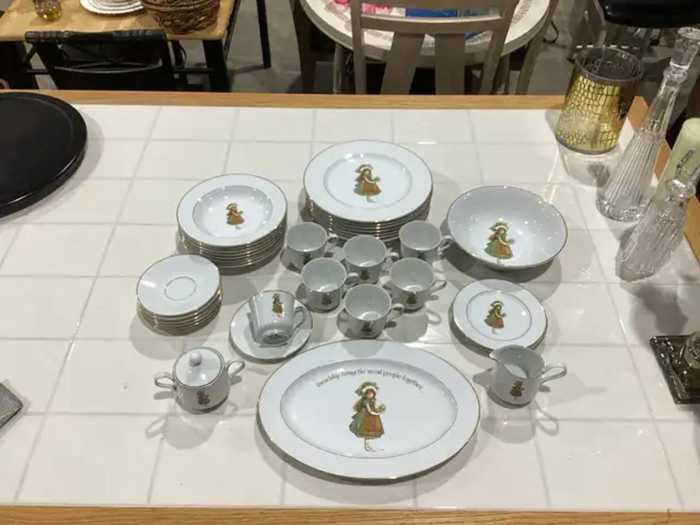 1970 Holly Hobbie Green Girl China Set