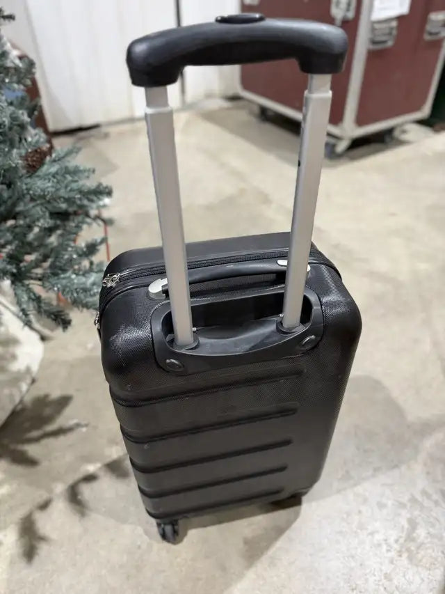 Air Canada Hard Shell Carry-On Luggage