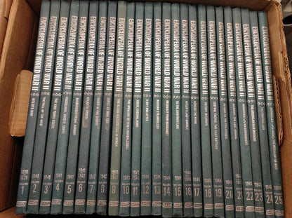 Illustrated Encyclopedia Of World War 2 - Marshall Cavendish - 25 Volumes