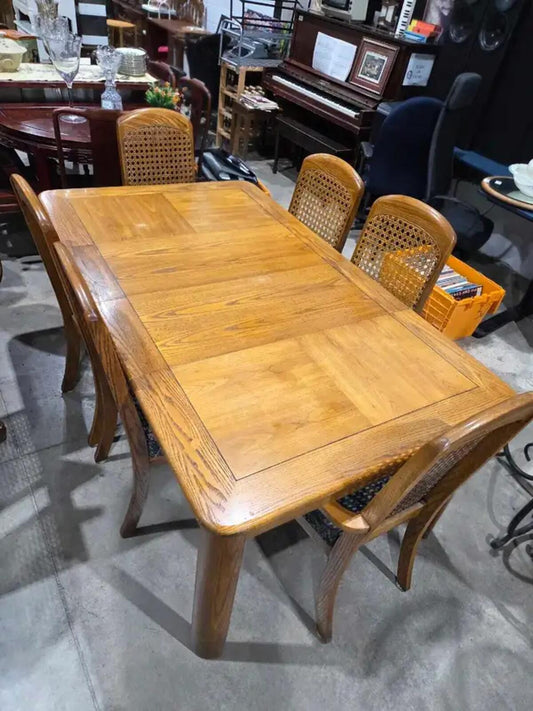 Solid Wooden Extendable Dining Set