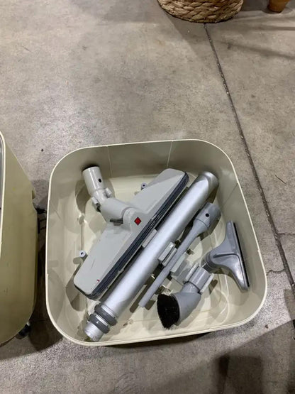 National MC-3000D Vacuum