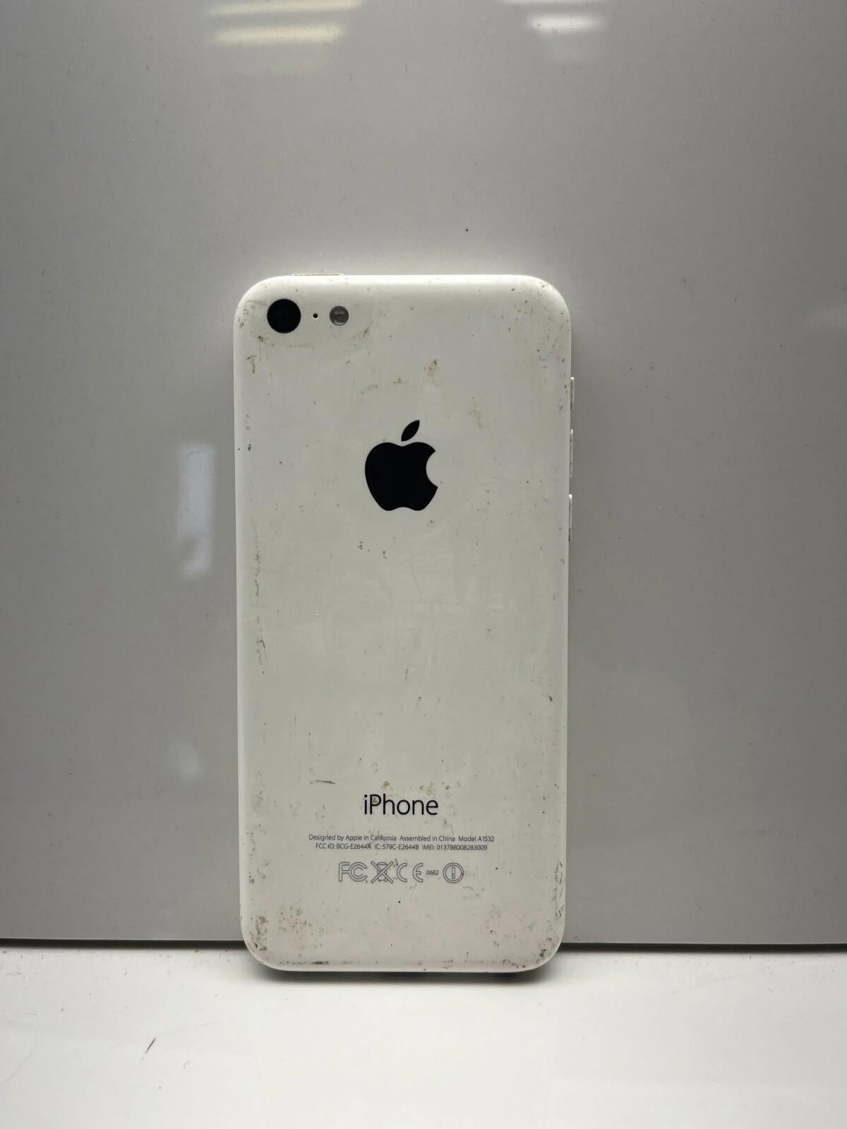 iPhone 5c White No Power FOR PARTS