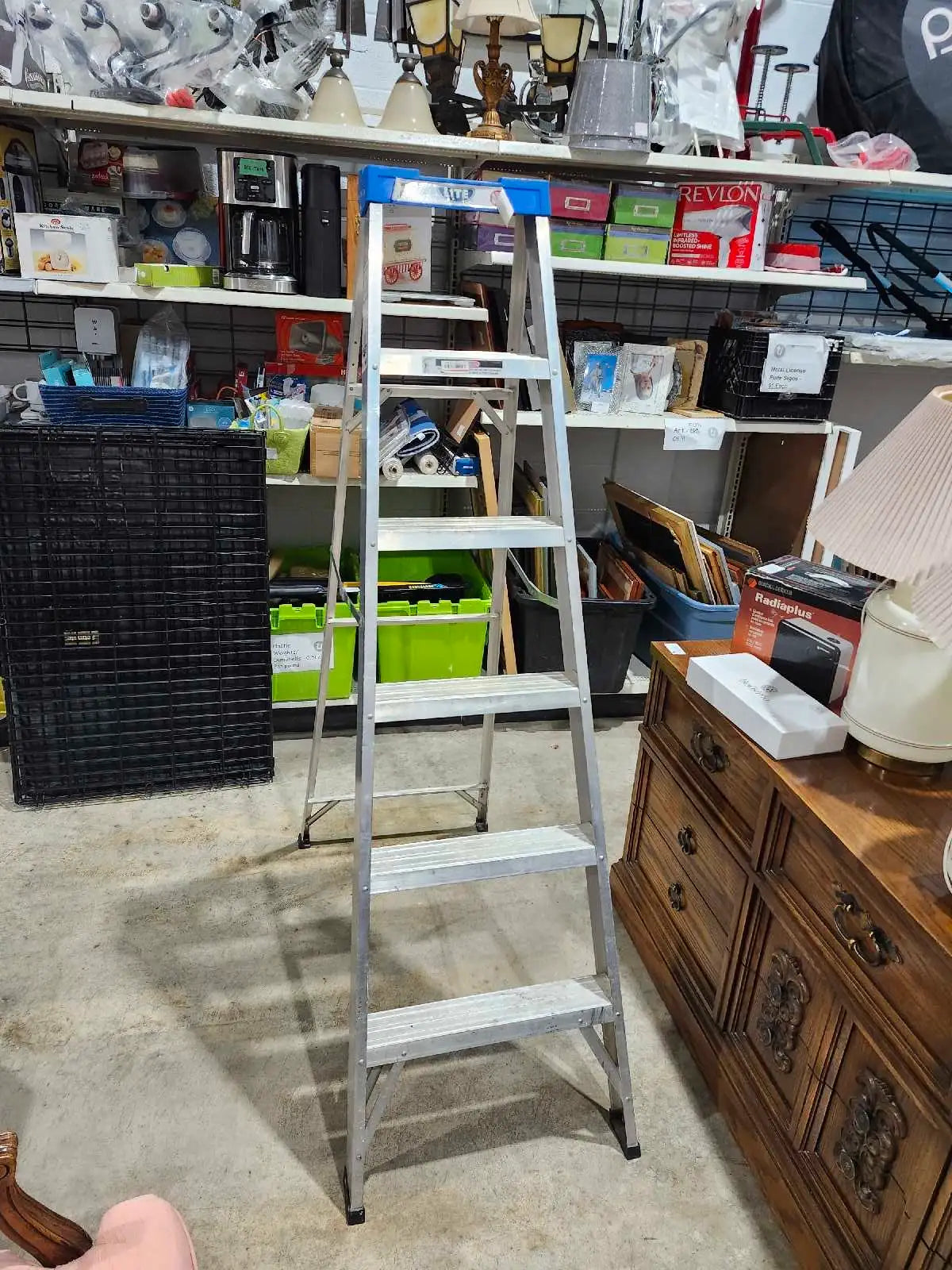 Lite 6ft Step Ladder
