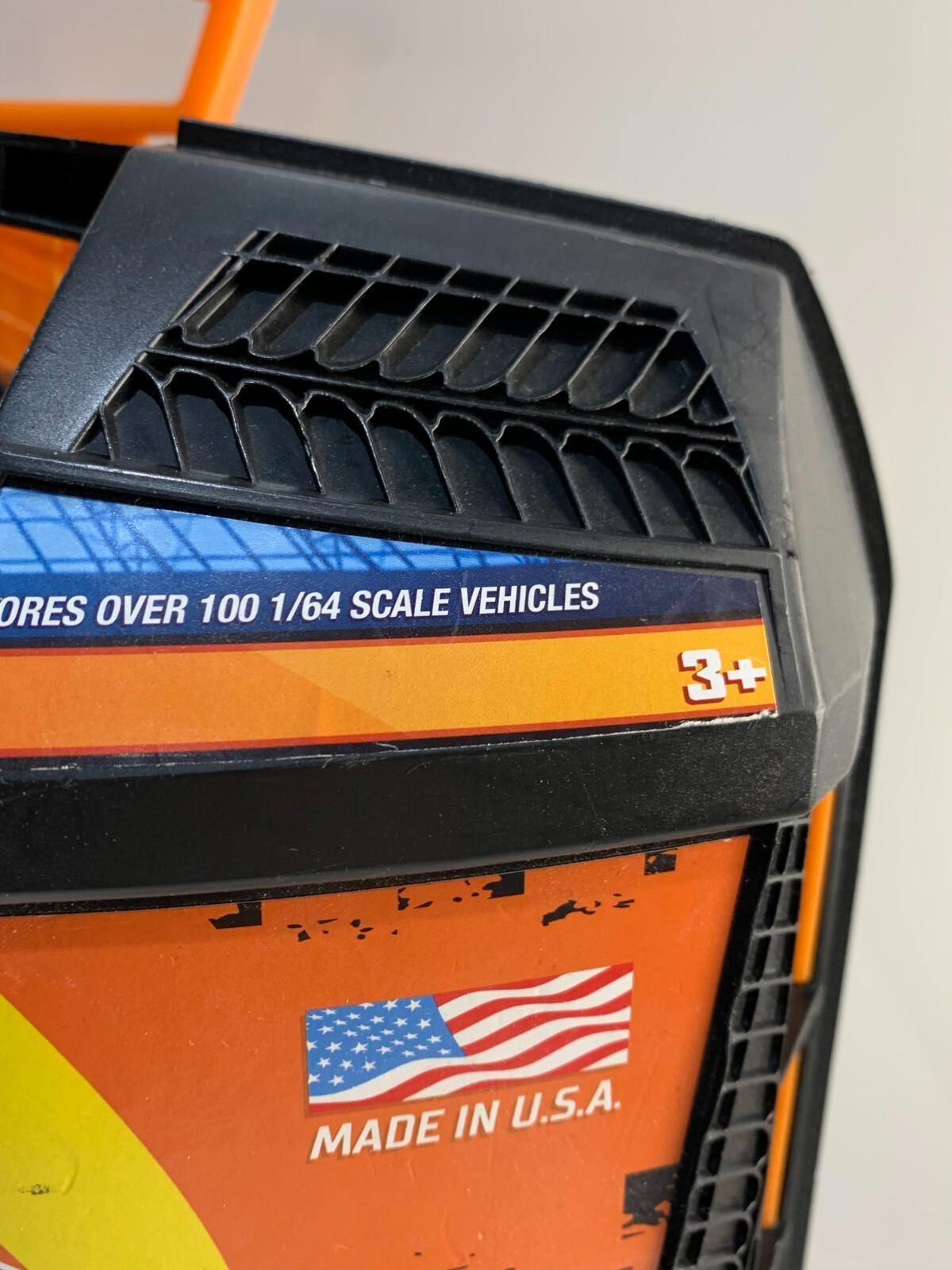 Hot Wheels Rollin' 100 Car Case