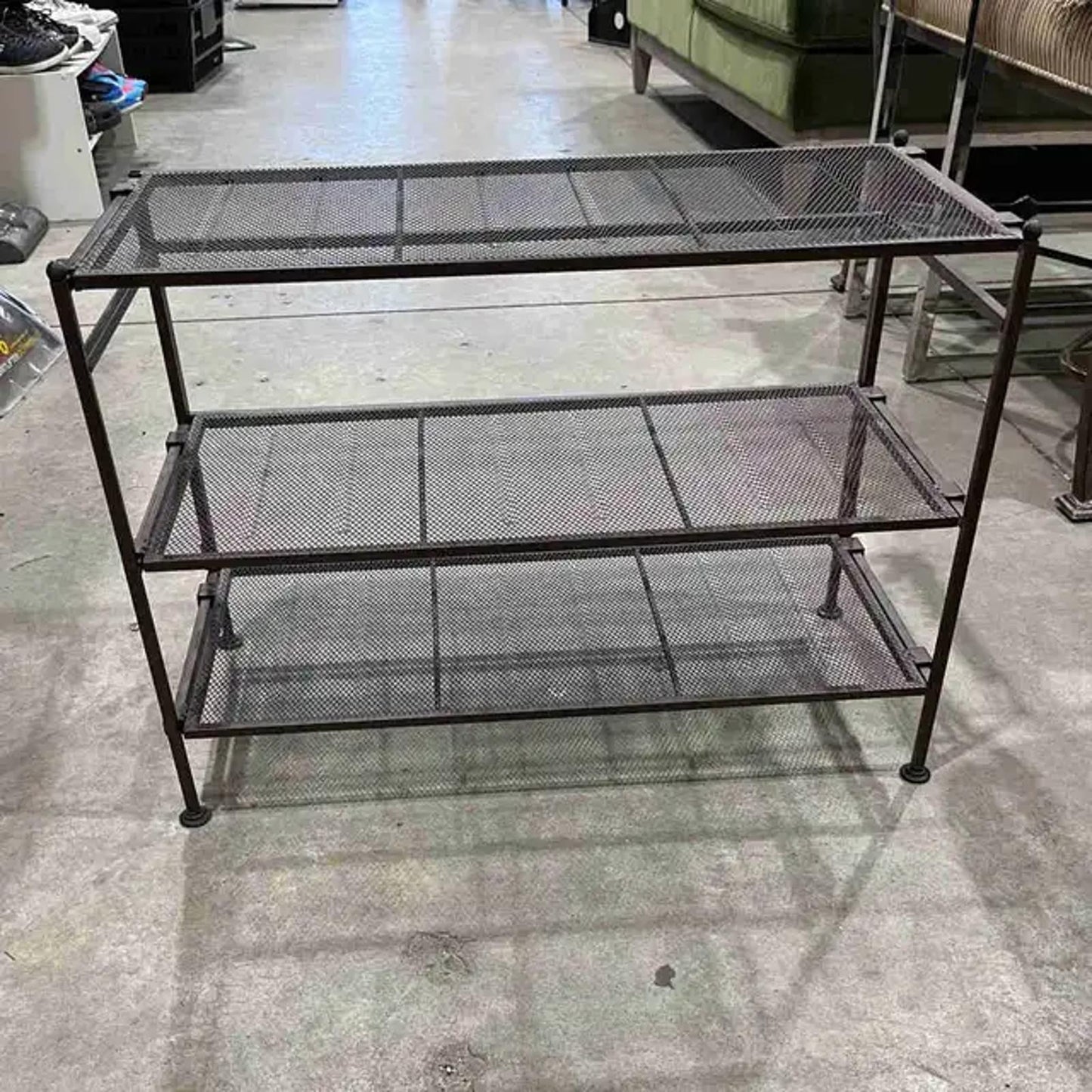 Metal mesh shoe rack