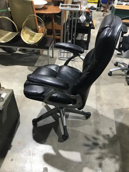 Black Office Chair with Padded Arms 43 inches