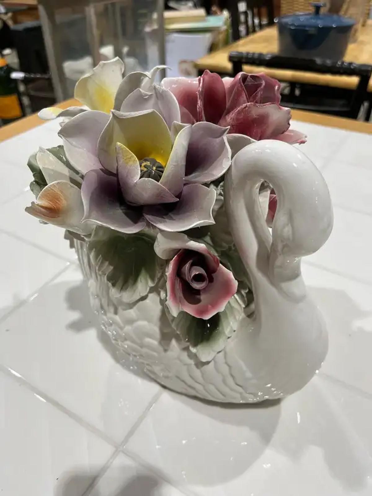 Vintage Capodimonte Swan Planter