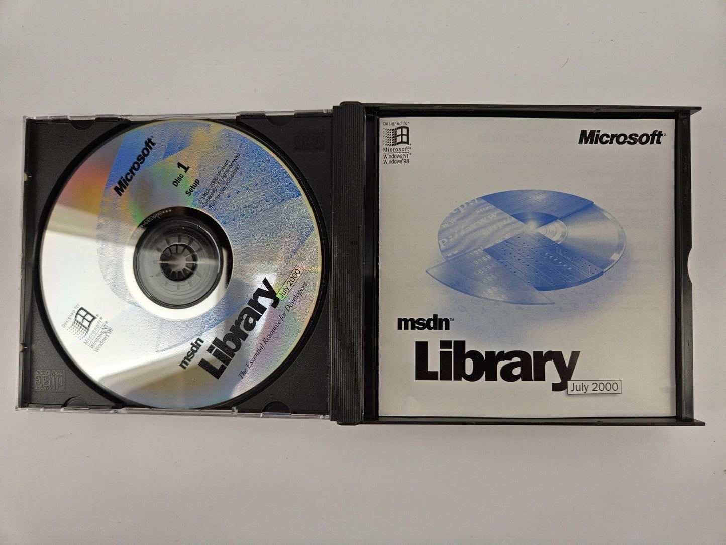 Microsoft MSDN Library July 2000 Complete 3-CD Set
