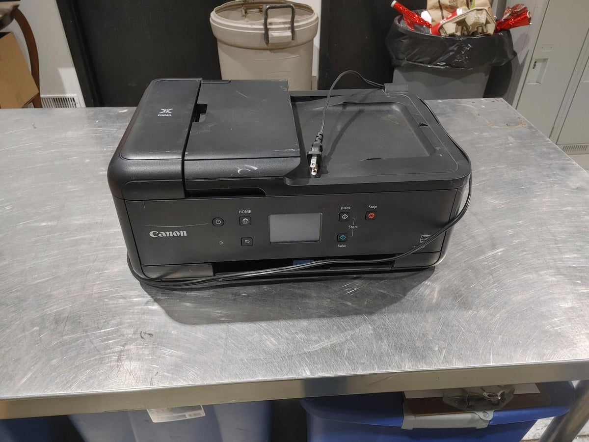 Imprimante jet d'encre tout-en-un Canon TR7520 noire en bon état avec 90 % d'encre restante