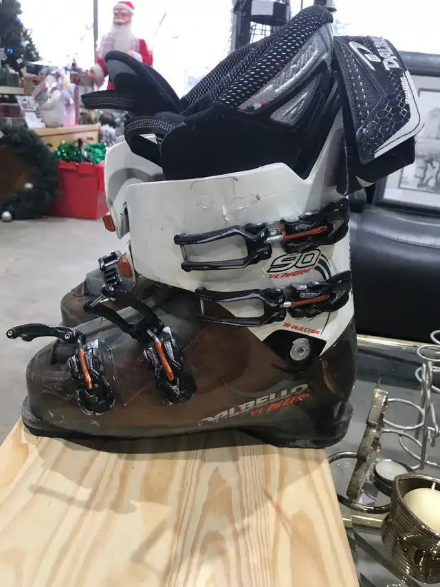 Dalbello Venom 90 Ski Boots (318 mm)