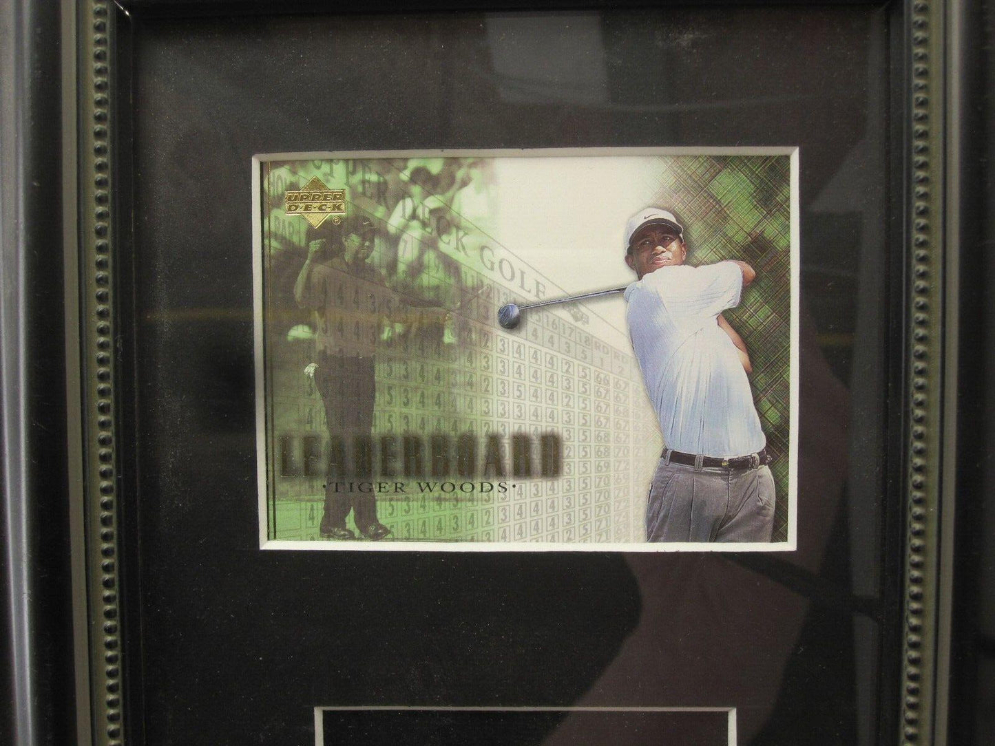 Upper Deck 2001 Tiger Woods Leaderboard Golf Card - Framed Collectible