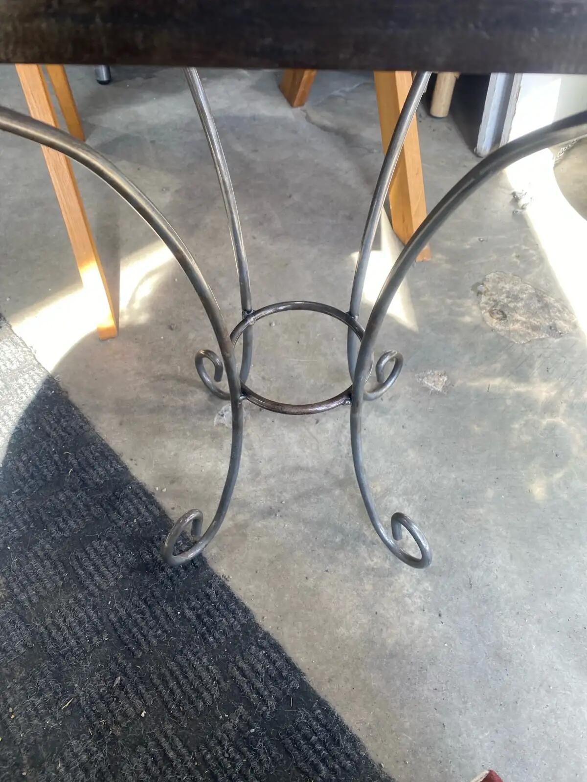 Set of 2 Small Detailed Side tables