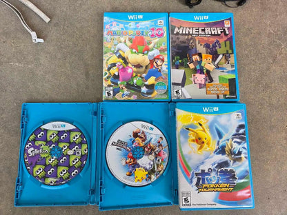 Nintendo Wii U 32gb Deluxe with Gamepad & 6 Games