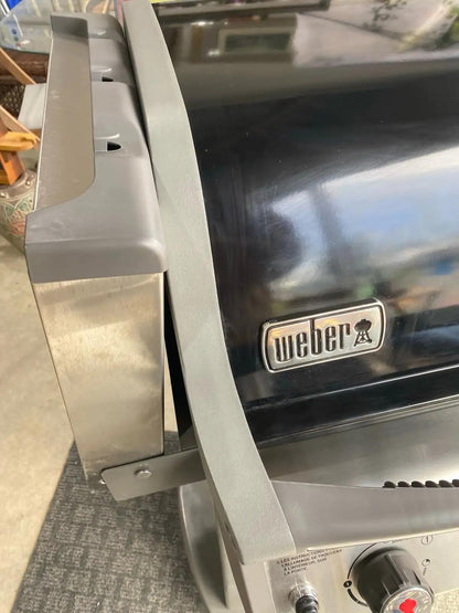 Weber Spirit BBQ with NEW grills