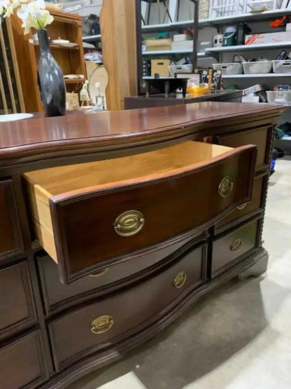 Solid Wooden 9-Drawer Dresser