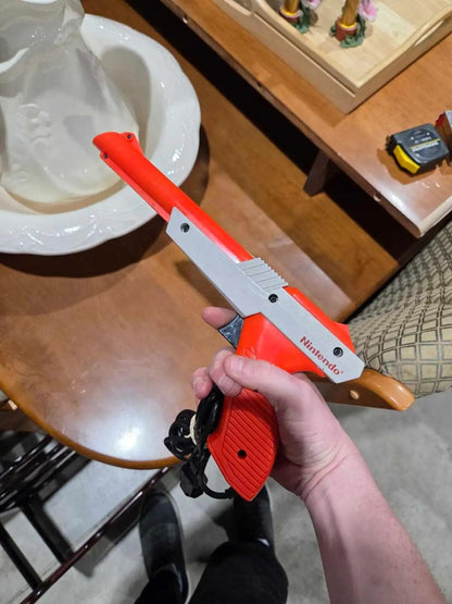 Retro Nintendo Zapper - 1985