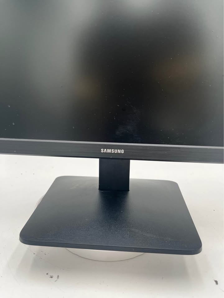 Samsung S22A338NH 22” LED Monitor – Tested, Good Condition