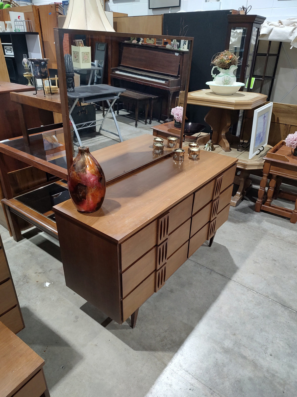 Mid-Century Modern 6-Drawer Dresser with Mirror