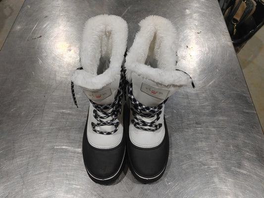 Brand New Storm by Cougar Womens winter boots size 7 White/Black