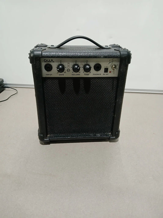 GWL Portable amplifier GOOD CONDITION