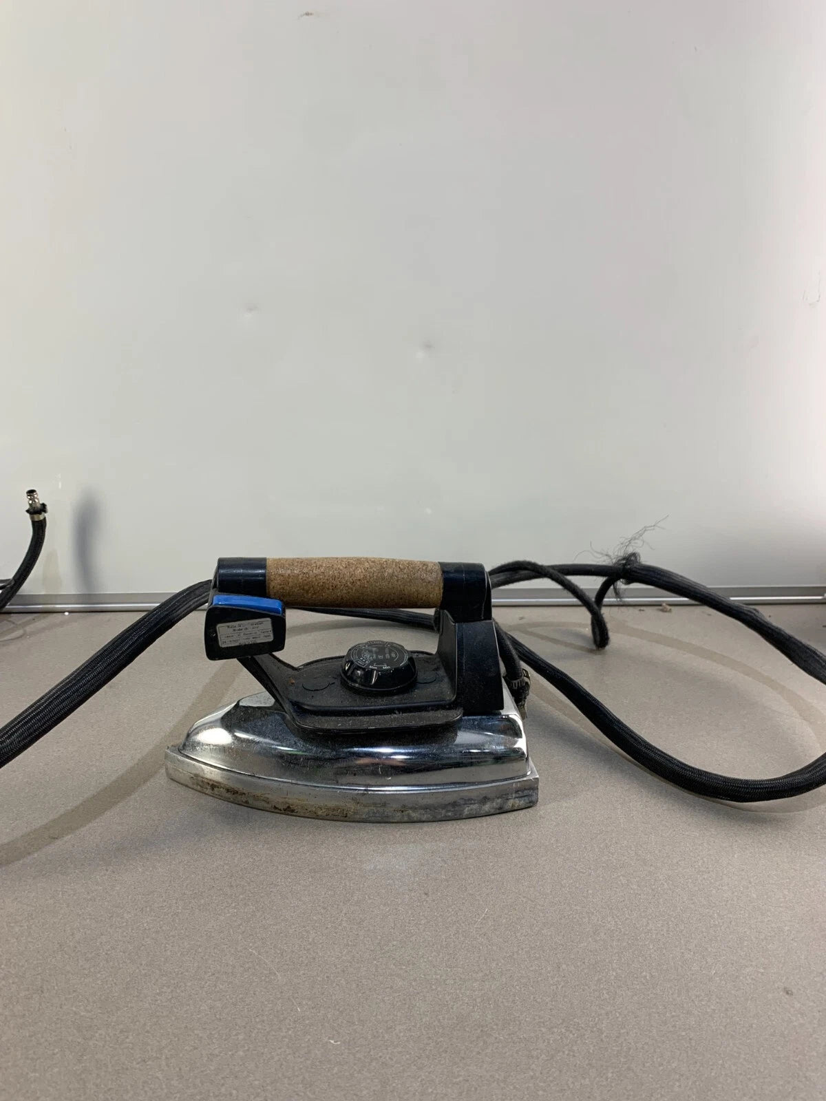 Reliable Model No. 130, 120V STEAM IRON