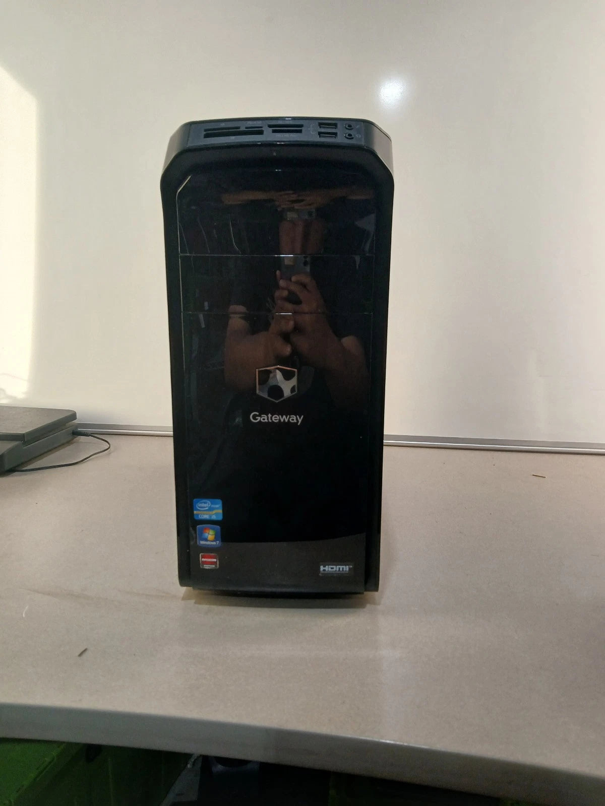 Gateway DX4860-EF23P UGRADED and Refreshed Desktop