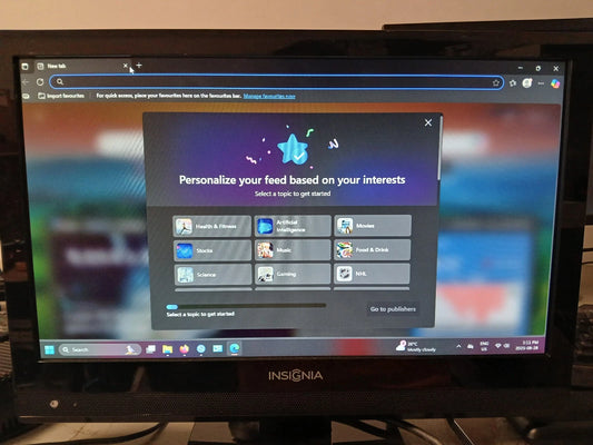 GOOD CONDITION INSIGNIA NS-19E320A13 Small Form LCD 19 Inch TV/Monitor
