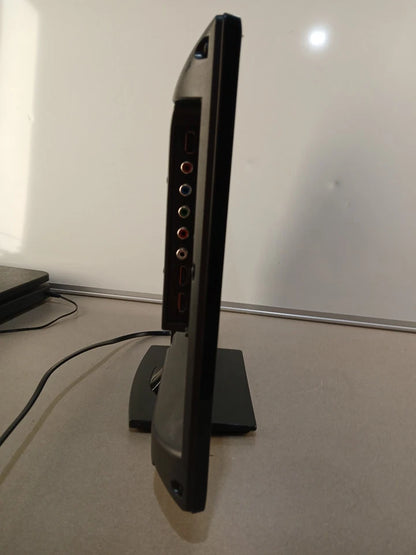 GOOD CONDITION INSIGNIA NS-19E320A13 Small Form LCD 19 Inch TV/Monitor