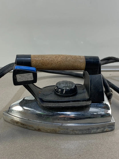 Reliable Model No. 130, 120V STEAM IRON